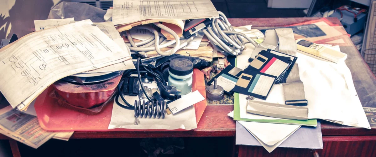 The 20-Minute Decluttering Rule: How To Finally Get Ahead Of The Mess